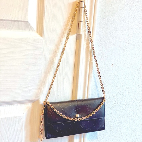 LOUIS VUITTON LEATHER WOC❤️ - Picture 2 of 15